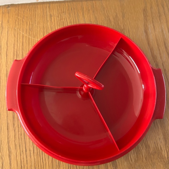 Vintage Tupperware Serving divided dish - Picture 2 of 5